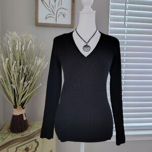NWOT 525 America - Ribbed Long Sleeve - V Neck - Black - Small
